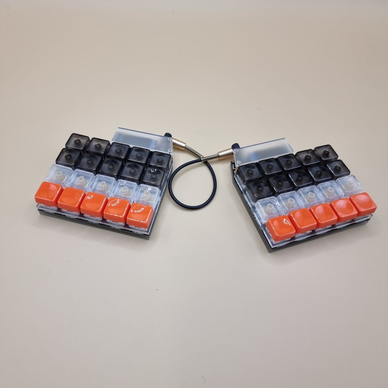 Rhymestone Keyboard Kit – Custom KBD